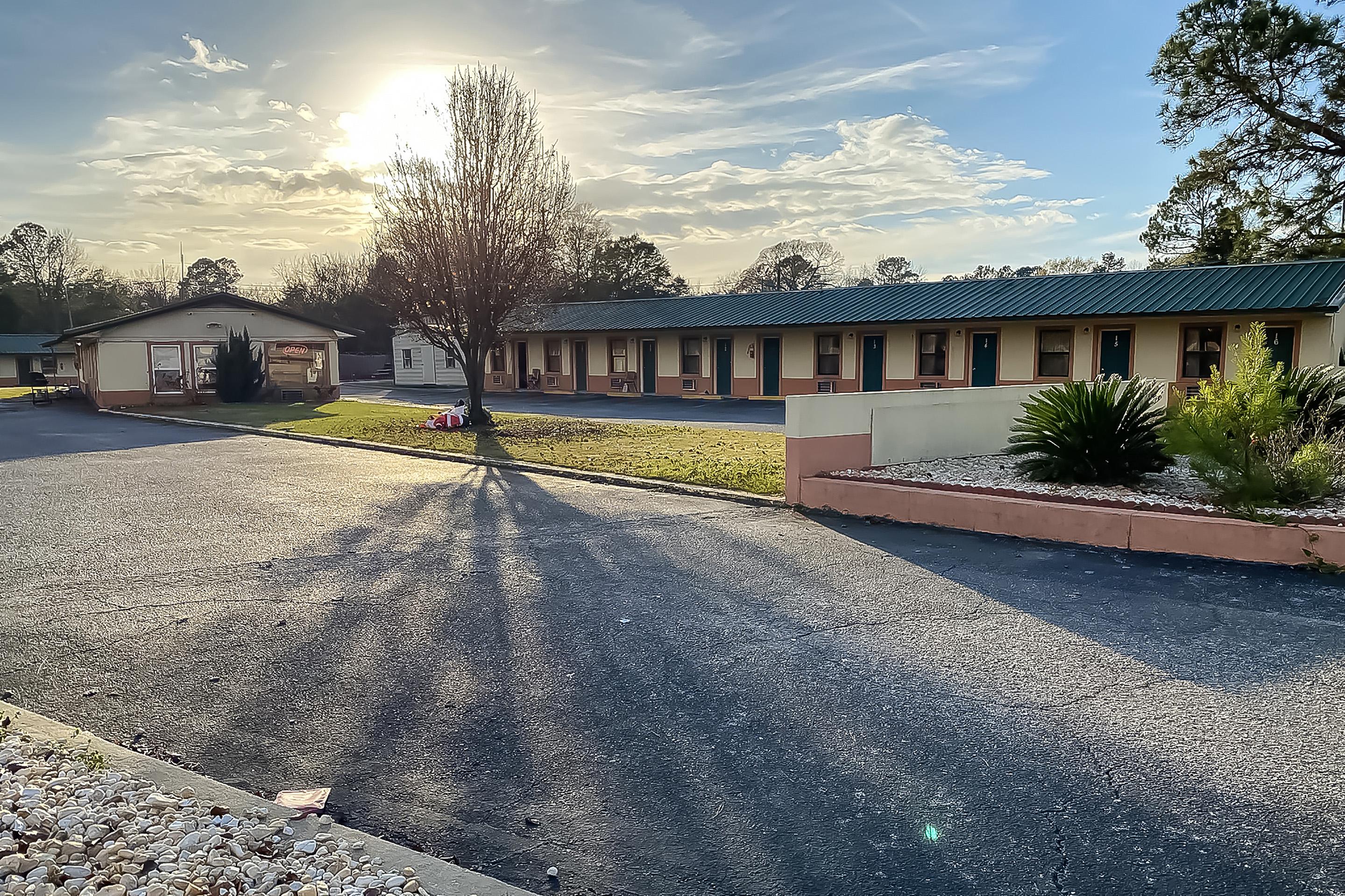 Hotel O Tallassee Hwy 14 ภายนอก รูปภาพ