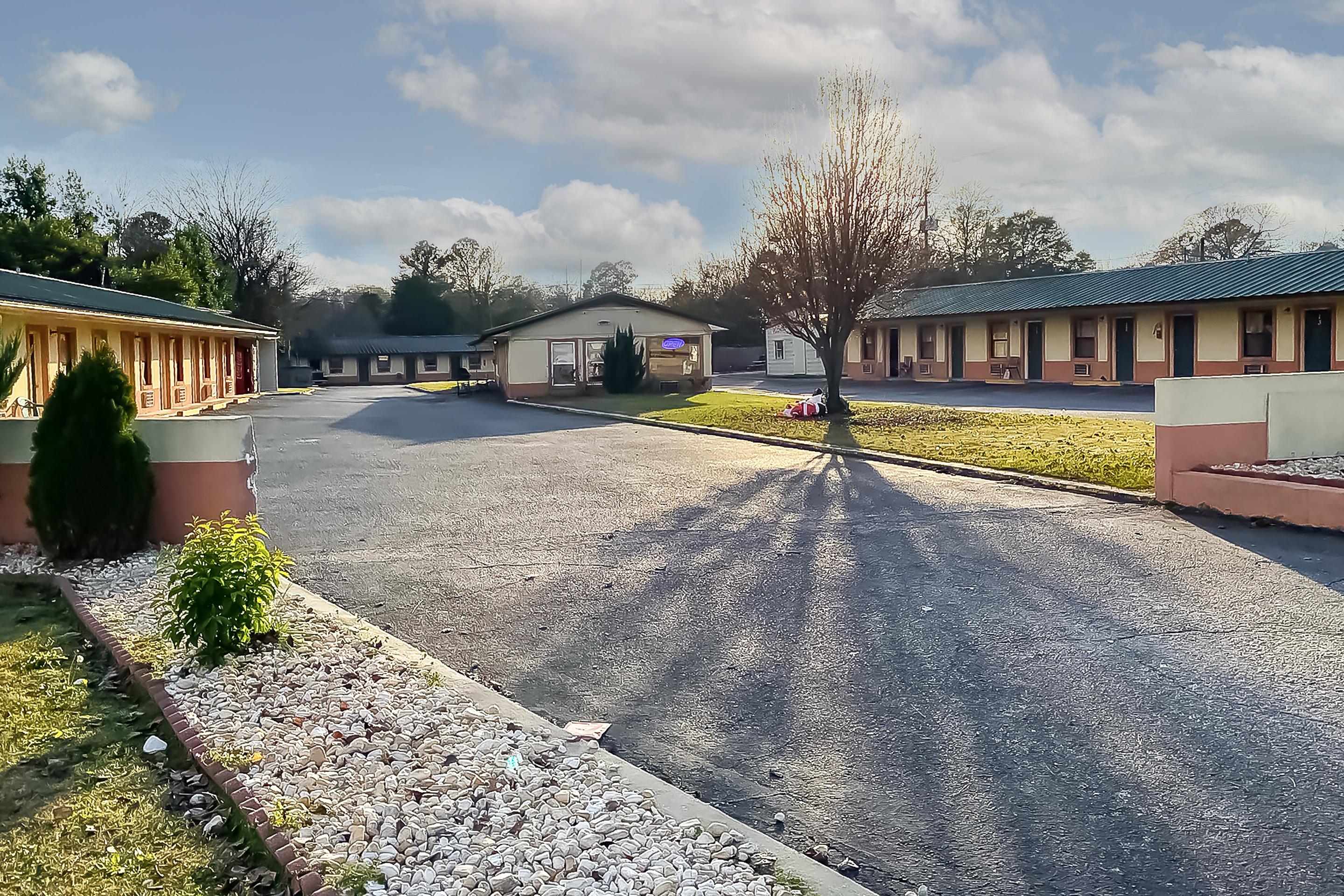Hotel O Tallassee Hwy 14 ภายนอก รูปภาพ